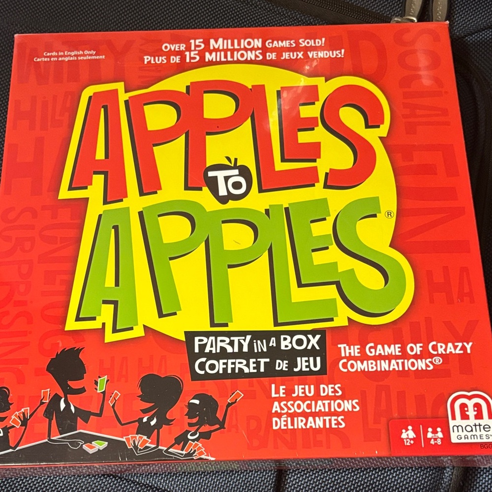 Mattel Apples to Apples Game new sealed fun board game